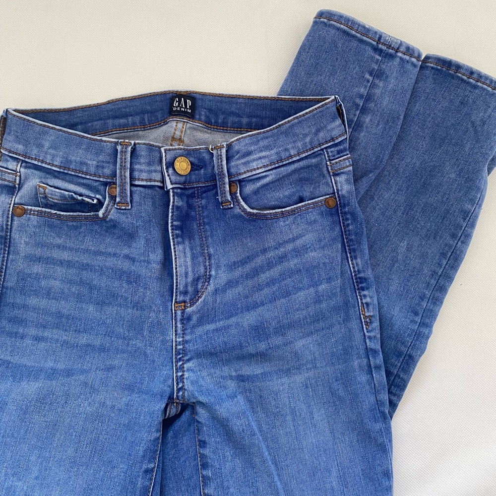 Gap Jeans